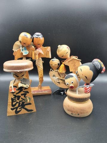 Creatieve Japanse kokeshi-poppen - Hout - Japan - Shwa
