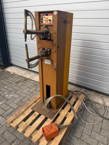 ARO puntlasapparaat puntlasmachine puntlas apparaat 15 kVA, Gebruikt, Overige typen