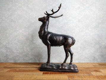 Deer - Beeldje - Gietijzer, Antiek en Kunst