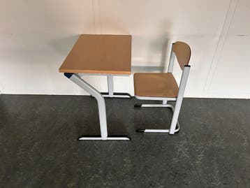 Vanerum - Schoolset | Leerlingset (300 sets beschikbaar), Zakelijke goederen, Gebruikt
