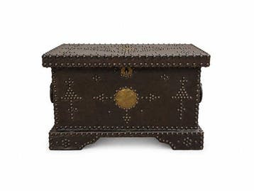Moroccan Iron-Studded Leather Chest - Kist - Hout, Leder,