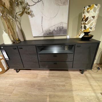 Livada Dressoir Eikenfineer Onyx - Henders en Hazel, Huis en Inrichting, Kasten | Dressoirs, Ophalen of Verzenden, Nieuw, Eikenhout