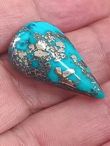 Turquoise Cabochon - Hoogte: 26 mm - Breedte: 16 mm- 5.8 g