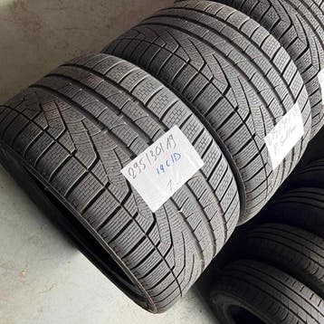 2 x Pirelli Sottozero 295-30-19 Winterbanden 7mm, 19 inch, Gebruikt, 295 mm, Band(en)