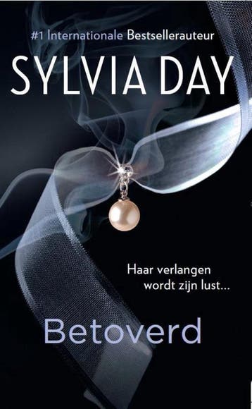 Betoverd - Sylvia Day 9789400504752, Boeken, Romans, Verzenden, Zo goed als nieuw, Sylvia Day