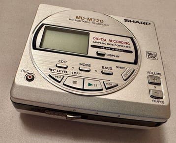 Sharp - MD-MT20 Draagbare minidisc speler-recorder, Nieuw