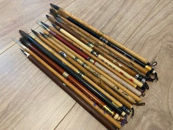 A set of 16 Japanese calligraphy brushes, - Kalligrafiepen
