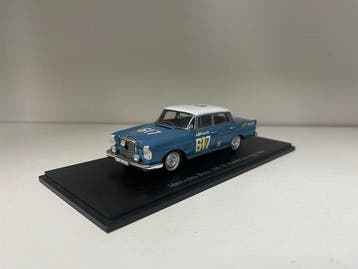 Spark 1:43 - Modelauto - Mercedes-Benz 300 se, Nieuw