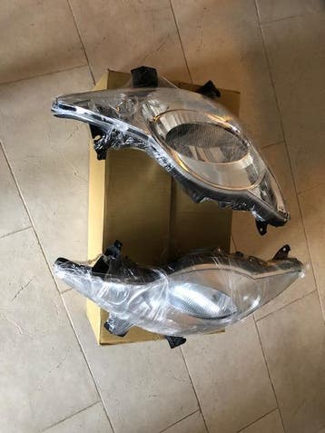 set nieuwe koplampen Peugeot 107 2005 t/m 2012., Auto-onderdelen, Verlichting, Ophalen of Verzenden, Nieuw, Peugeot