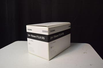 Sigma 24-70mm f/2.8 DG Cameralens, Nieuw