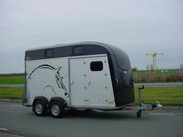 Bockmann Big Portax afm. 415x185x240cm WCF chassis, Dieren en Toebehoren, Paarden en Pony's | Trailers en Aanhangwagens, Ophalen