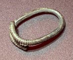 Viking periode Zilver Zeldzaam en onbeschadigd baardring met, Antiek en Kunst