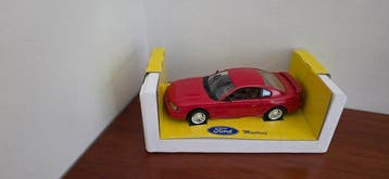 Jouef Evolution 1:18 - Modelauto - Ford Mustang (SN95), Nieuw