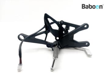 Schetsplaat Rechts Voor Yamaha YZF R1 2020-2022 (YZF-R1, Motoren, Verzenden, Gebruikt