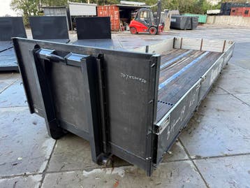 Laadvloer haakarm plateau 7 meter afzet bak afrol container