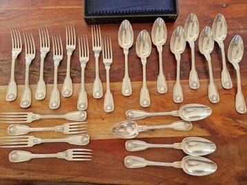 Christofle - Bestekset voor 12 personen - Marot - Verzilverd