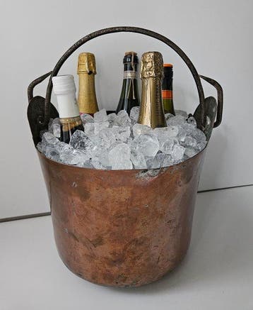 19e eeuwse handgeklonken emmer - Champagne koeler - Koper
