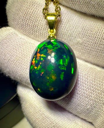 Opaal Sieraden - Hoogte: 28 mm - Breedte: 15 mm- 3.03 g -