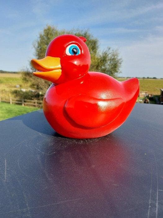 Figuur - Large red bath duck - Polyresine, Antiek en Kunst, Curiosa en Brocante