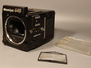 Mamiya M645 Super Analoge camera, Nieuw