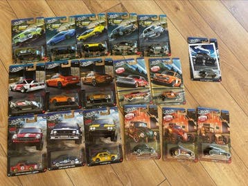 Hot Wheels 1:64 - Modelauto (17) - Audi - Ford, Fiat, Jaguar, Nieuw