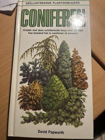 Coniferen - Papworth, Verzenden, Gelezen