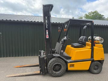 Yale LPG Heftruck  3.000 kg  & 4.000 mm Hefhoogte, 3000 tot 4000 kg, Ophalen, LPG, Heftruck