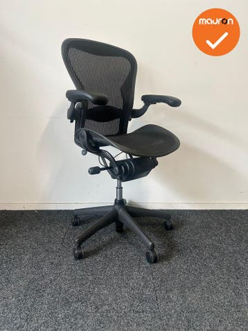 Herman Miller - Aeron - C - zwart voetkruis - Met Lumbar, Werkplek, Ophalen of Verzenden, Gebruikt, Stoel