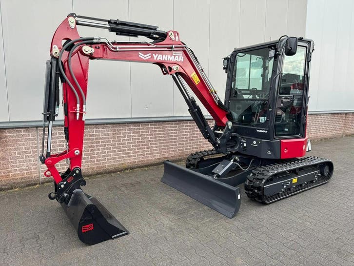 Yanmar VIO38-7 minigraver graafmachine compact 3710 kg, Zakelijke goederen, Machines en Bouw | Kranen en Graafmachines, Graafmachine