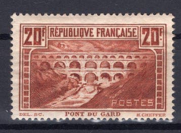 Frankrijk 1930 - Pont du Gard 20F Licht-roodbruin - Yvert, Gestempeld