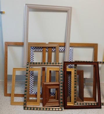 Vitrinelijst (12) - Lindehout, Vurenhout - Vintage gouden, Antiek en Kunst, Curiosa en Brocante