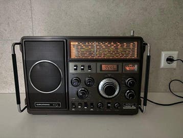 Grundig - Satellit 1400 Professional Radio, Nieuw