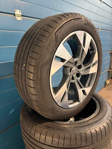 Originele Audi e-tron / Q7 / Q8 - 20 inch velgenset Q7 Q8, Auto-onderdelen, Ophalen, Gebruikt, 255 mm, Banden en Velgen