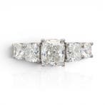 Ring - 18 karaat Geel goud, Witgoud - 4.49ct. tw. Diamant, Sieraden, Tassen en Uiterlijk, Ringen, Nieuw