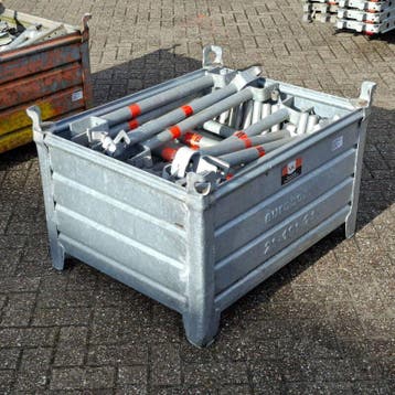 Partij O-consoles & hulpkortelingen in transportbak, Layh, Nieuw