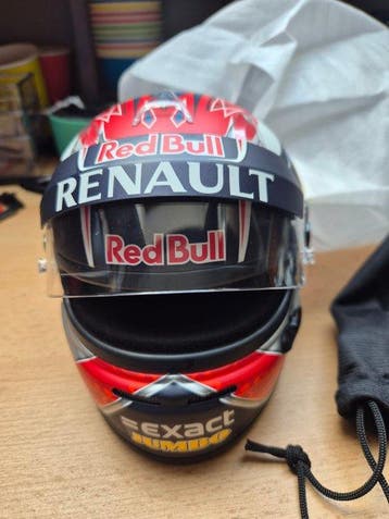 Arai 1:2 - Modelauto - Max Verstappen helm 2015 schaal 1:2, Nieuw