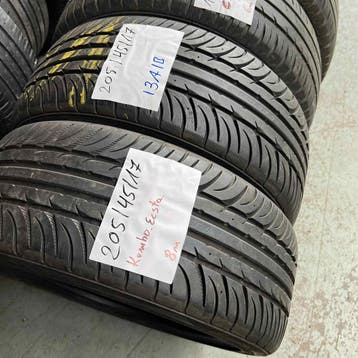 2 x Kumho 205-45-17 Zomerbanden 8mm, Gebruikt, 17 inch, Band(en), Personenwagen