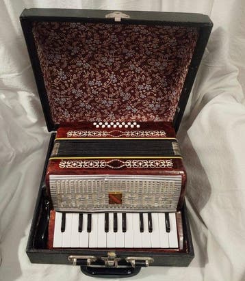 Malysh () - 16bass - Mini Accordion - - Klvieraccordeon, Nieuw