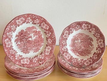 Wedgwood, Made in England - Woodland Collection Rot - Bord