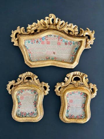 Christelijke voorwerpen (3) - Verguld hout - 1800-1850 -