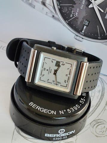Junghans - Berlin Mega Solar Ceramic Radio Controlled -, Nieuw