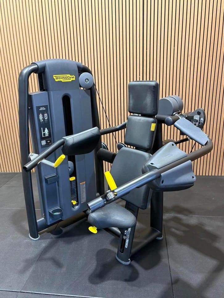 Technogym Selection Pro Delts (ML93) Anthracite Black, Sport en Fitness, Fitnessapparatuur, Zo goed als nieuw