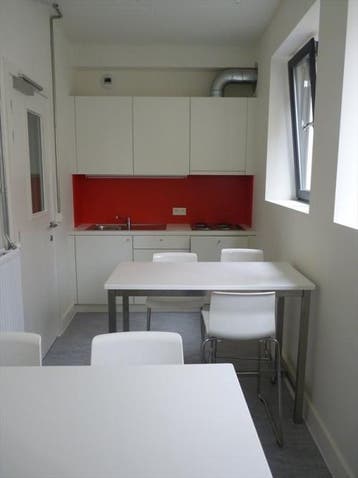 Te Huur Kamer Korfmakersstraat In Rotterdam, Huizen en Kamers, Kamers te huur, Minder dan 20 m², Rotterdam