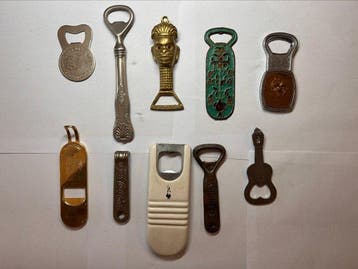 Lotto 10 apribottiglie vintage 1950-1970 - Bialetti