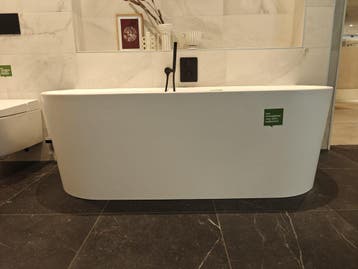Back to wall vrijstaand bad mat wit 180x80cm - 0036, Doe-het-zelf en Verbouw, Ophalen, Nieuw, Bad