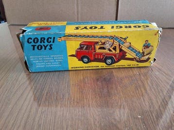 Corgi 1:43 - Modelauto - Volkswagen 1200 Saloon - in, Hobby en Vrije tijd, Nieuw