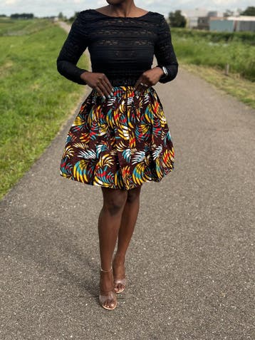 Afrikaanse print mini rok - Multi color Feathers - S, Kleding | Dames, Rokken, Ophalen of Verzenden, Nieuw