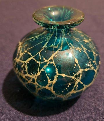 Vaas - Glas - Geslepen murano vaasje, Antiek en Kunst