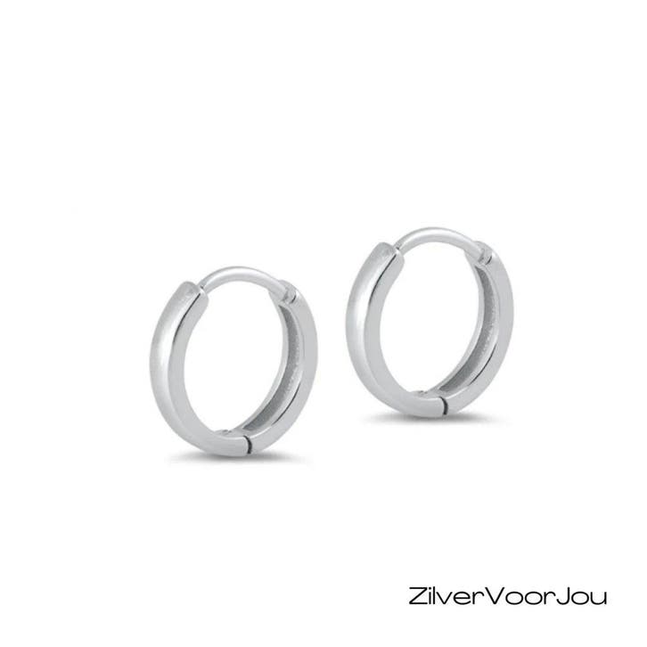 Zilveren huggie hoops 2 mm breed rhodium, Sieraden, Tassen en Uiterlijk, Oorbellen, Nieuw, Verzenden