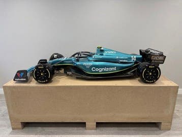 Javidesing221 - Aston Martin AMR23 coche de exposición, Nieuw